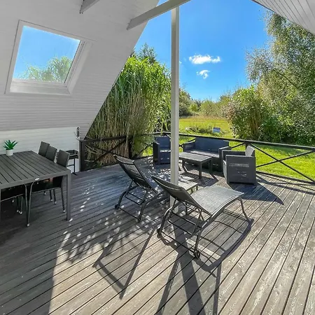 3 Bedroom In Prázdninový dům Rødby