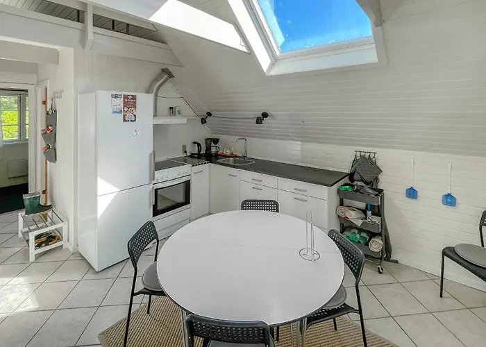 3 Bedroom In Дом отдыха Рёдбю